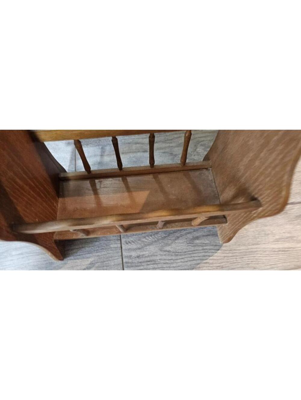 Vintage Solid Wood Oak Mid Century Magazine Book Rack Length 16 in Height 15 in - Picture 5 of 16